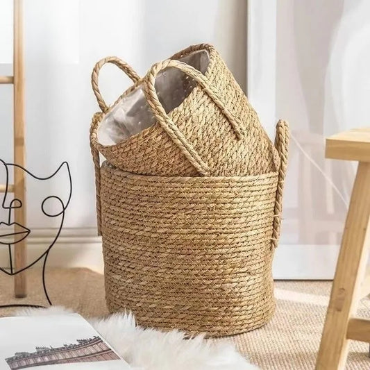 Panier en osier naturel grand format sur fond blanc – HAVLY