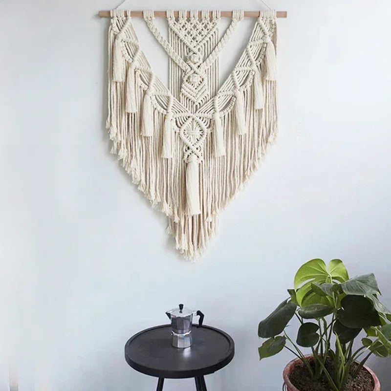 Détail du motif géométrique en macramé