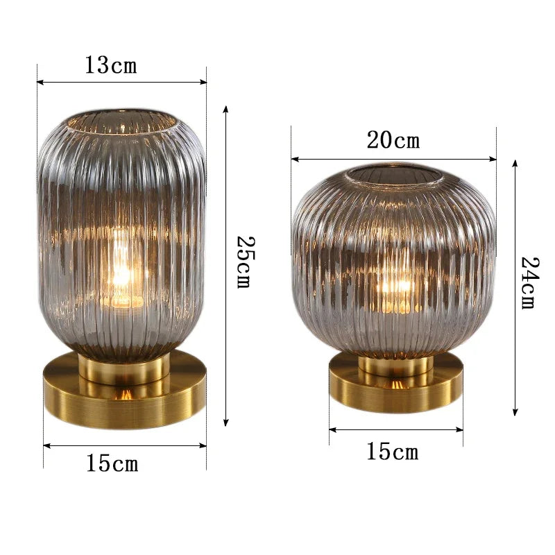 Lampe verre soufflé dans un intérieur au style naturel