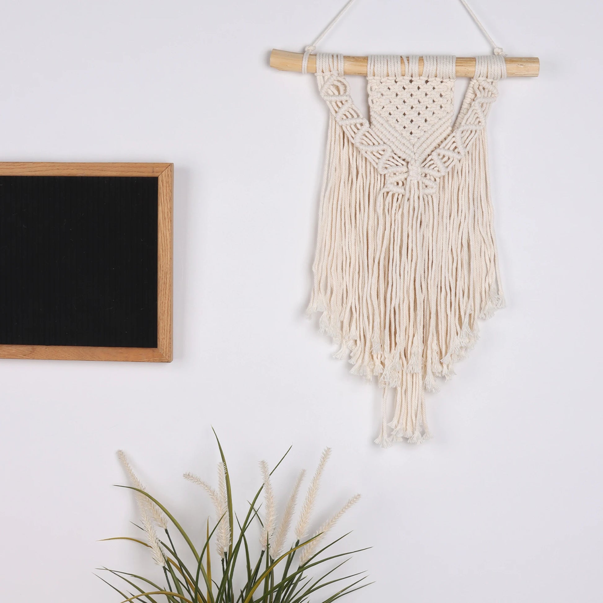 Tenture macramé, détail des franges du bas