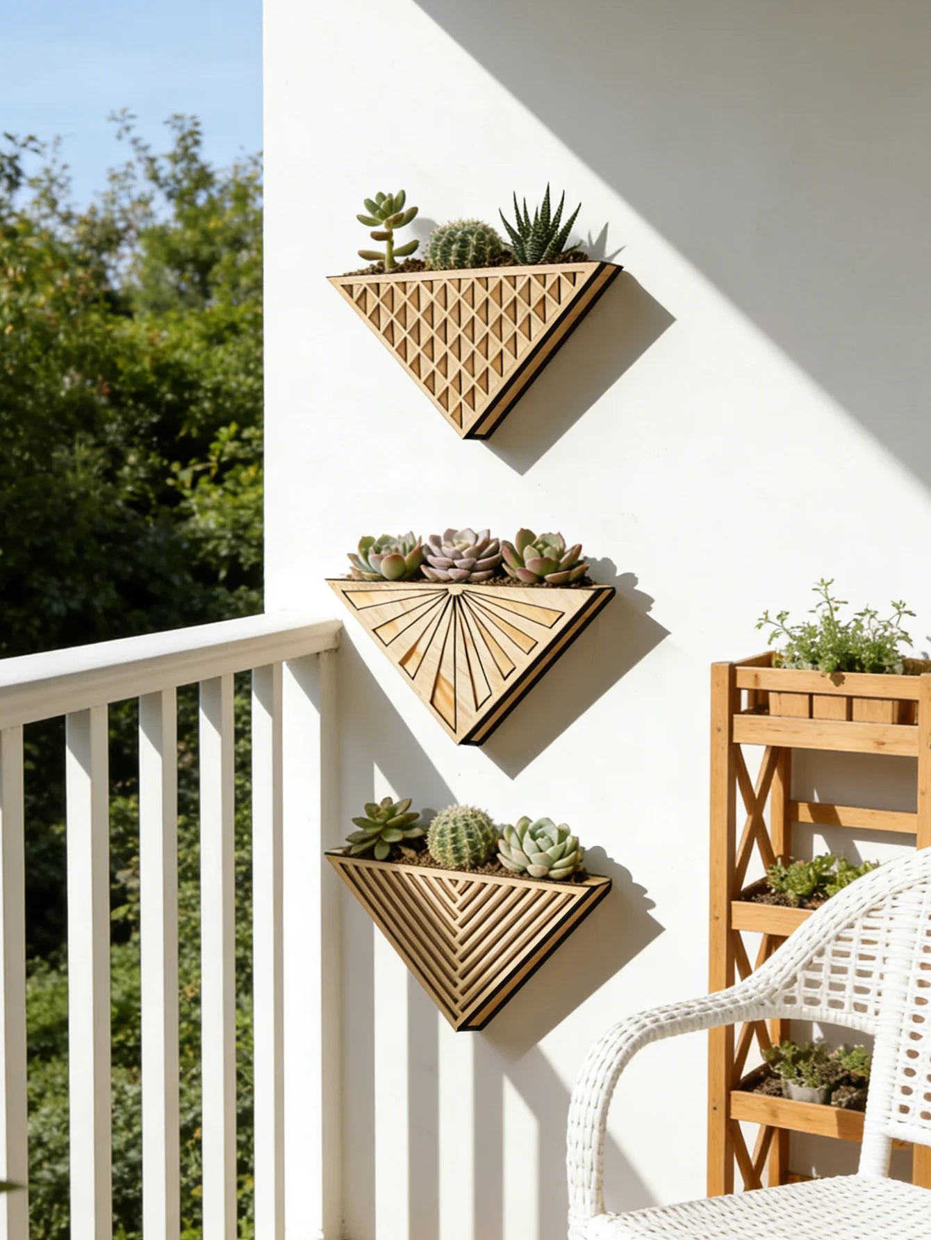 Détail de l'assemblage en bois de la jardinière