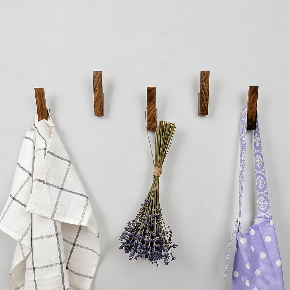 Crochets muraux — Bois naturel